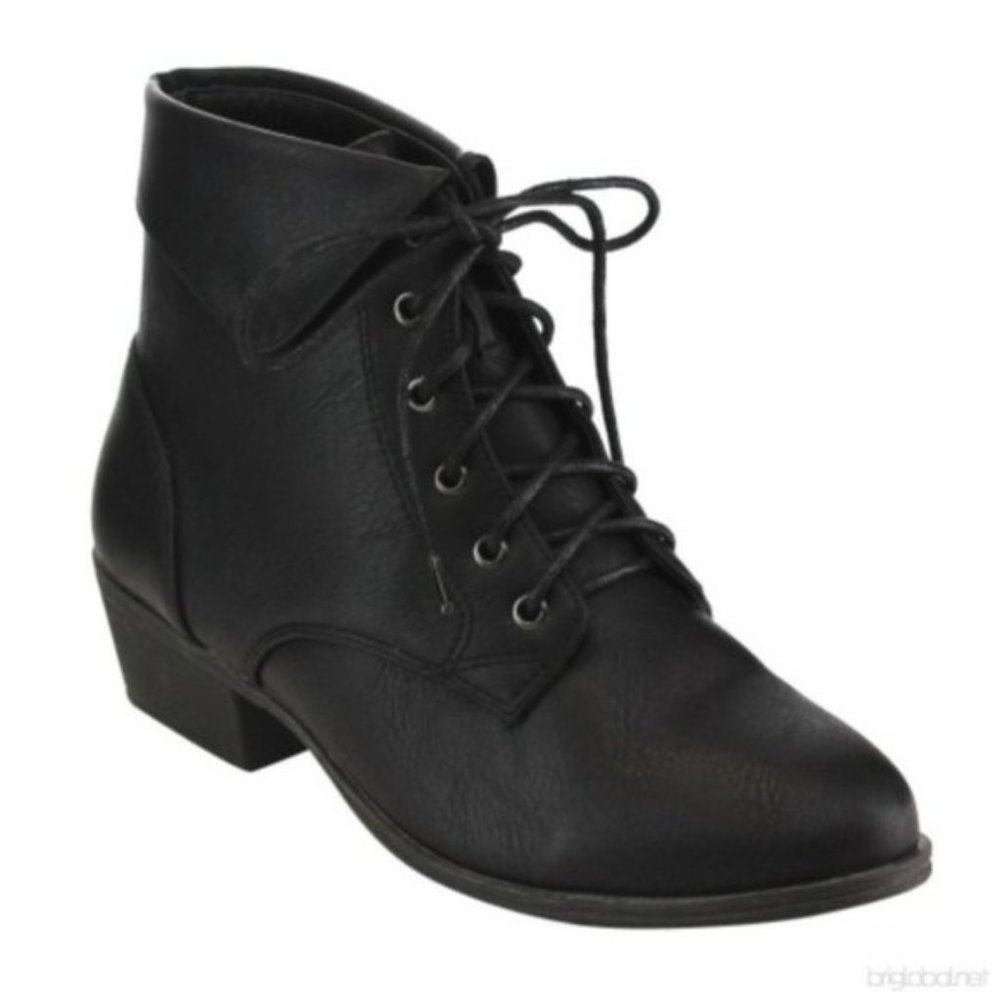 Top Moda Women's Black Ankle Boot New in Box! - Picture 2 of 4